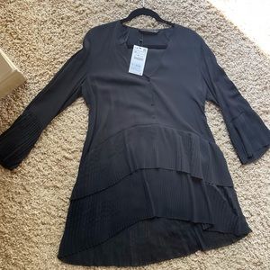 Unique Medium black Zara too